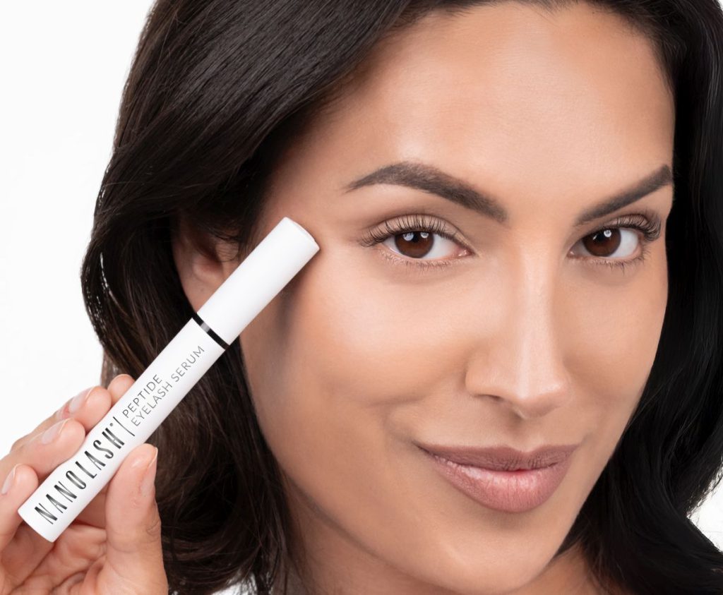 serum do rzęs z peptydami nanolash